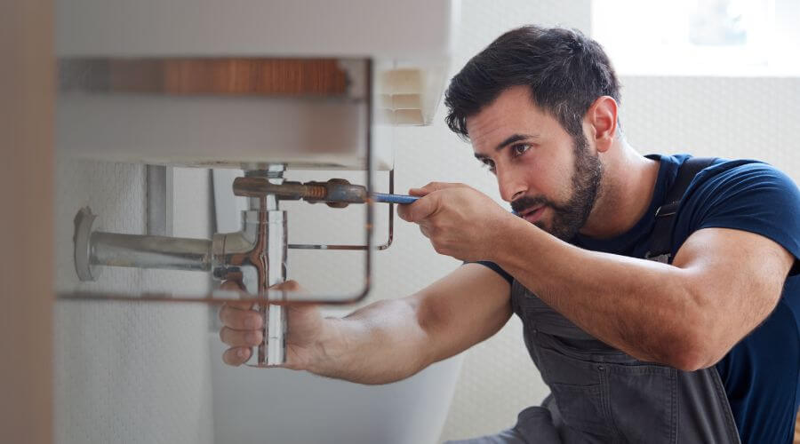 Professional emergency plumbing in Dunkerton, IA